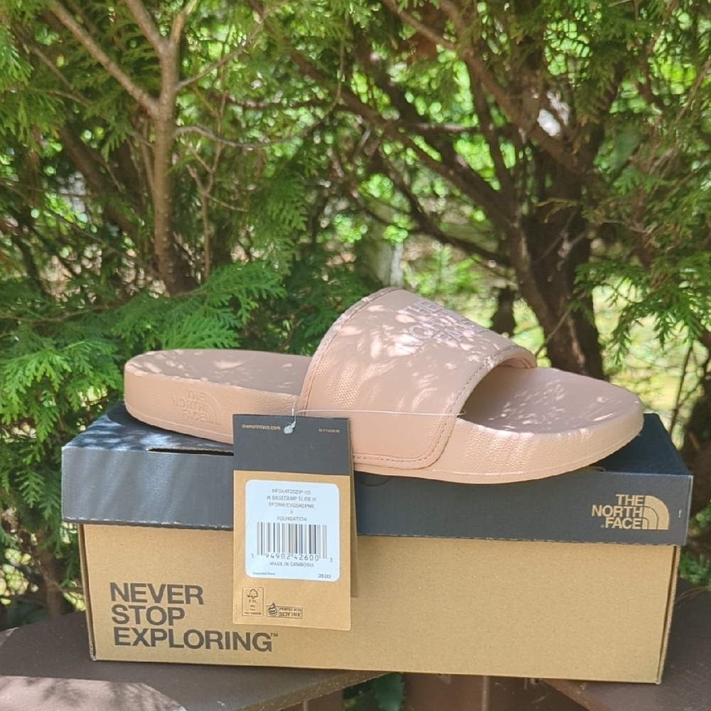The North Face Women’s Base Camp Slides III